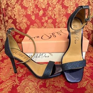 Wild Pair Women's Glittery Navy Heels